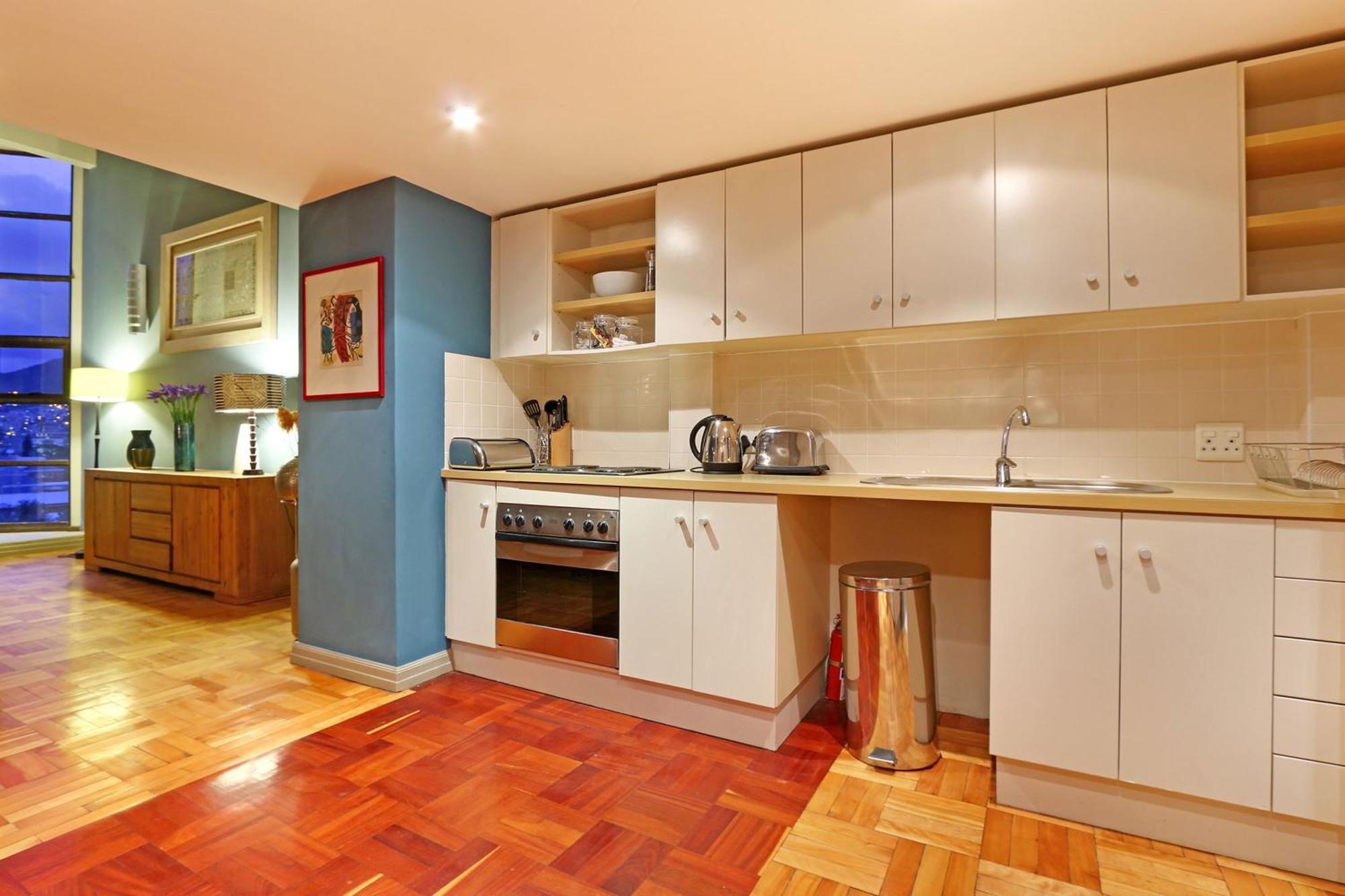 Apartment Cape Eazi Stayz Mutual Cape Town
